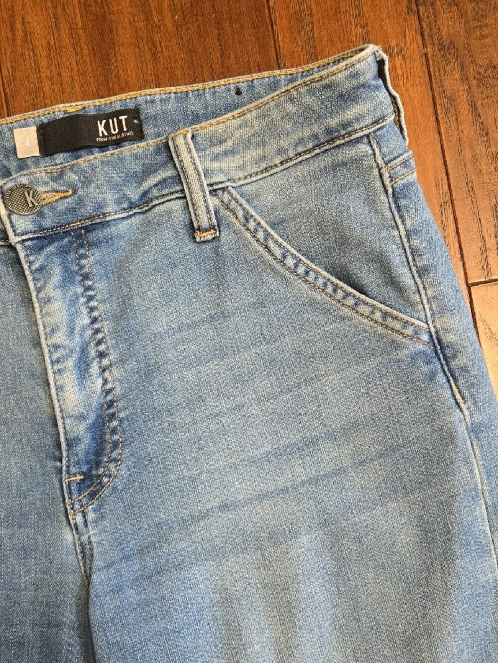 Kut from the Kloth Meg Fab Ab Light Blue Wide Leg Denim Jeans - Picture 4 of 6